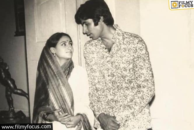 शादी की सालगिरह पर श्वेता बच्चन से शेयर किया अमिताभ और जया की पुरानी तस्वीर